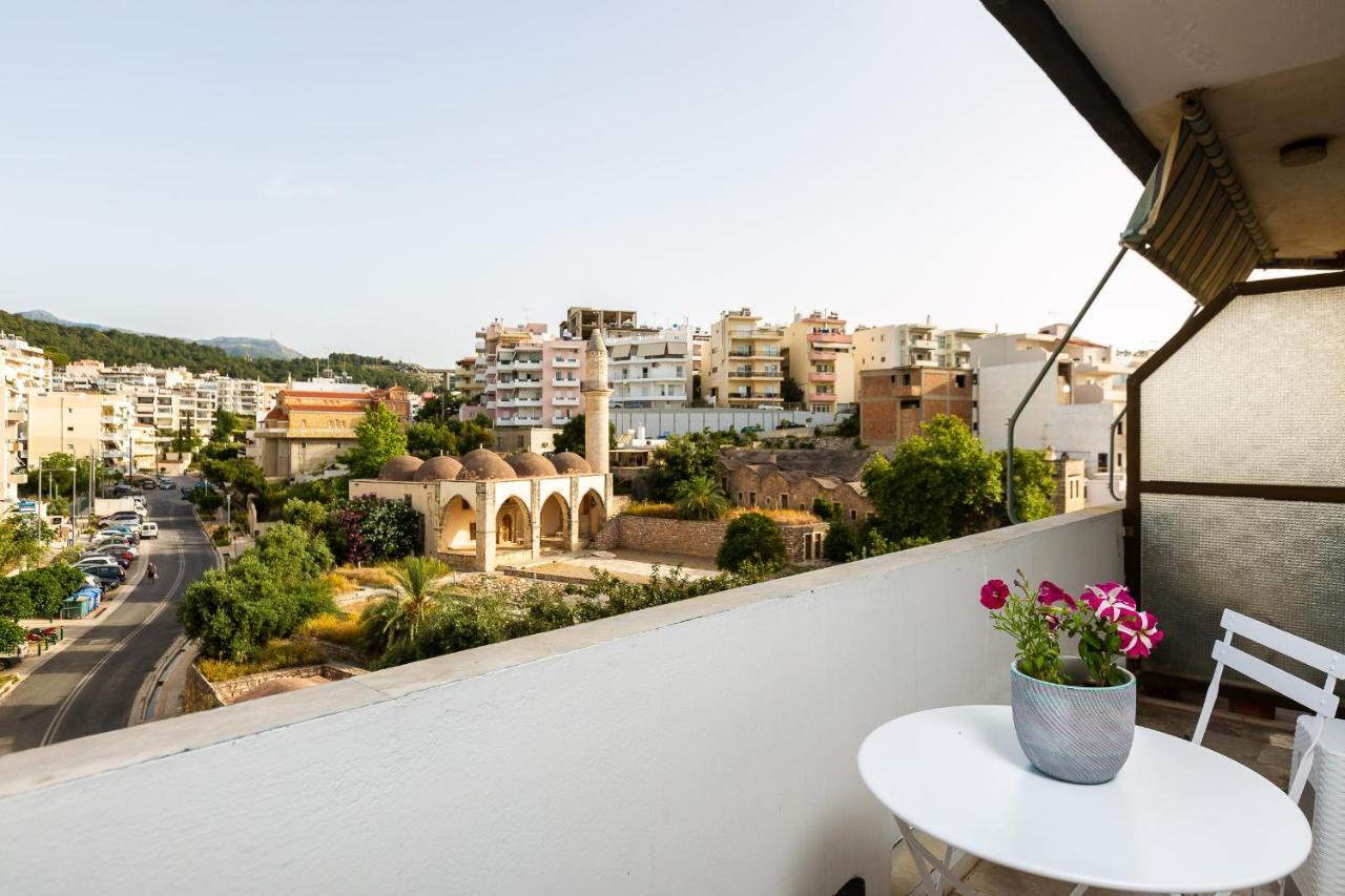 Private Apartment In Rethymnon Town Center Bagian luar foto